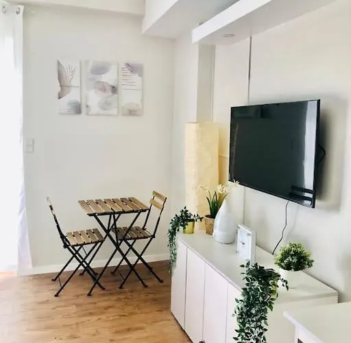 Cozy And Sunny Near To Mactan Cebu International Airport - Amani Grand & Residences Apartment *