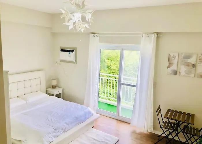 Cozy And Sunny Near To Mactan Cebu International Airport - Amani Grand & Residences